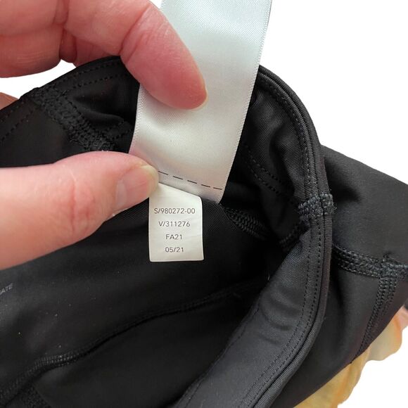 Athleta XS Leggings Ultimate Run 7/8 Tight Black Pockets Workout Stretch - Picture 3 of 10